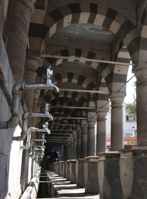 Ulu Camii / Çeşmesi